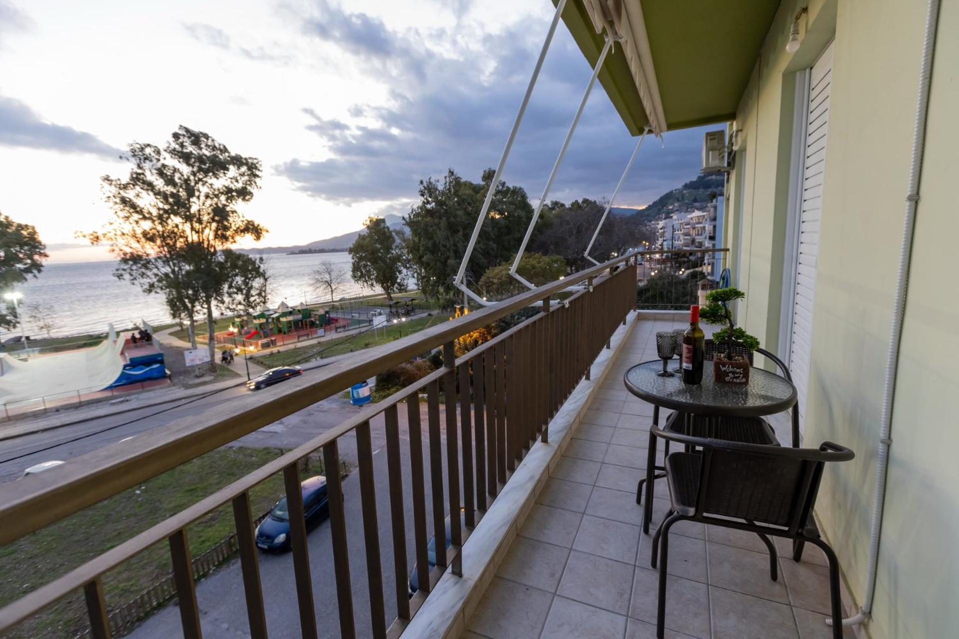 Vicky'S View House Apartment Nafpaktos Bagian luar foto