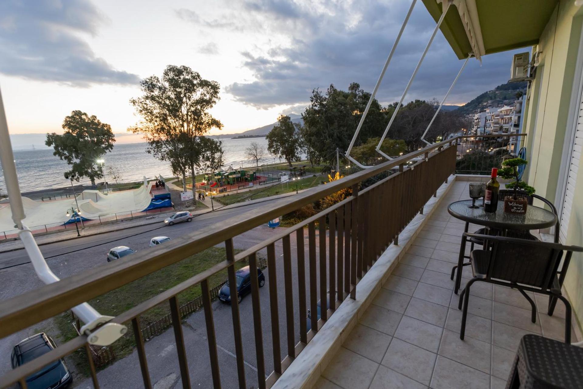 Vicky'S View House Apartment Nafpaktos Bagian luar foto